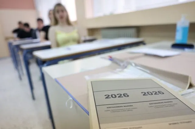 Πανελλήνιες Εξετάσεις