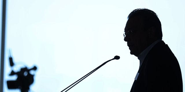 Το πρόβλημα του Φάμελλου είναι η αξιοπρέπεια