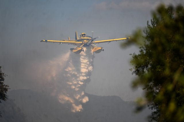 Φωτιά στη Φθιώτιδα – Μήνυμα του 112, σηκώθηκαν 11 εναέρια μέσα
