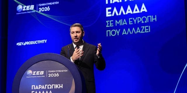 Ανδρουλάκης στον ΣΕΒ: Στόχος μια Ελλάδα με καλύτερους μισθούς και περισσότερες ευκαιρίες για τους νέους
