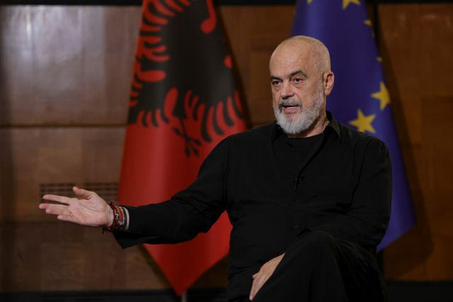 Ο Έντι Ράμα
