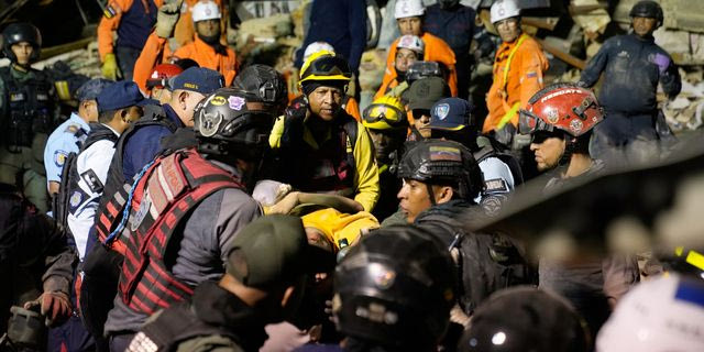 Χάος στη Βενεζουέλα μετά τον διπλό σεισμό – Σκηνές αποκάλυψης, φόβοι για χιλιάδες νεκρούς