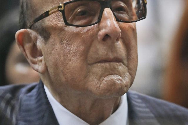 Πέθανε ο θρυλικός Κλάιβ Ντέιβις, παραγωγός των Τζάνις Τζόπλιν, Γουίτνεϊ Χιούστον