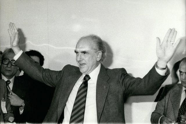 30 χρόνια χωρίς τον Ανδρέα Παπανδρέου – Το μήνυμα του ΠΑΣΟΚ για την παρακαταθήκη του