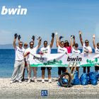 Η bwin ενισχύει τη δέσμευσή της για το περιβάλλον με καθαρισμό παραλίας στο Μαρκόπουλο Ωρωπού