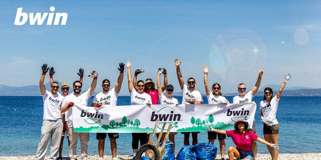 Η bwin ενισχύει τη δέσμευσή της για το περιβάλλον με καθαρισμό παραλίας στο Μαρκόπουλο Ωρωπού