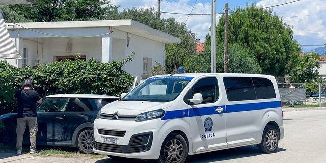 Αίγιο: Χωρίς αποτυπώματα το μαχαίρι – Τα πρώτα ευρήματα των εγκληματολογικών αναλύσεων