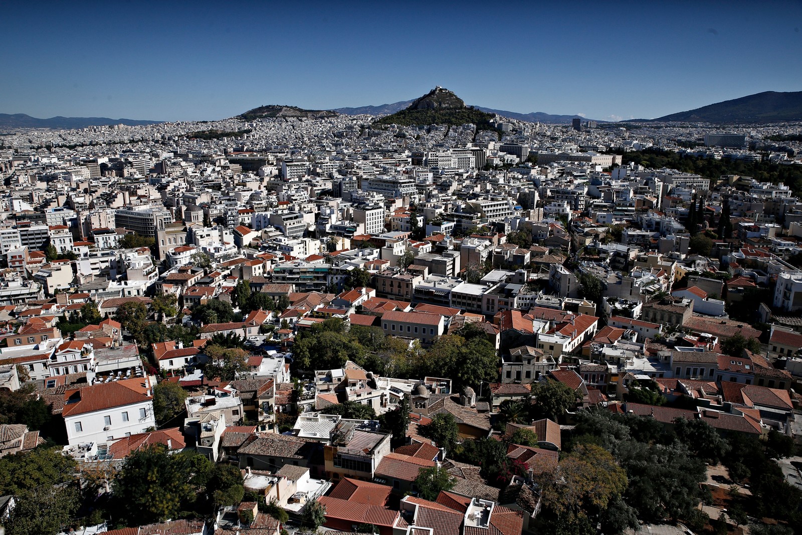 ΕΕ: Νέο πλαίσιο για τη στεγαστική κρίση – Στο στόχαστρο Airbnb και κενές κατοικίες