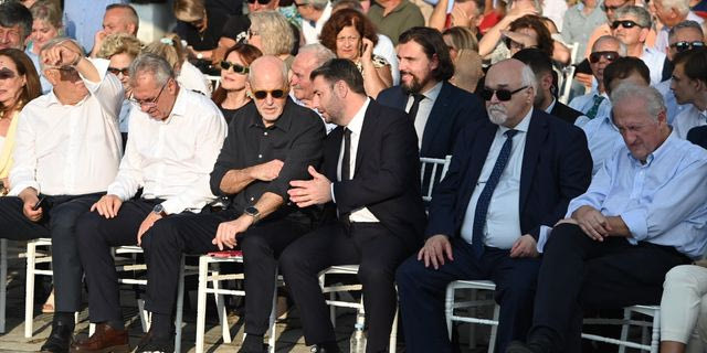 Ανδρουλάκης: Ο Ανδρέας παραμένει παρών στις μεγάλες δημοκρατικές κατακτήσεις του τόπου μας