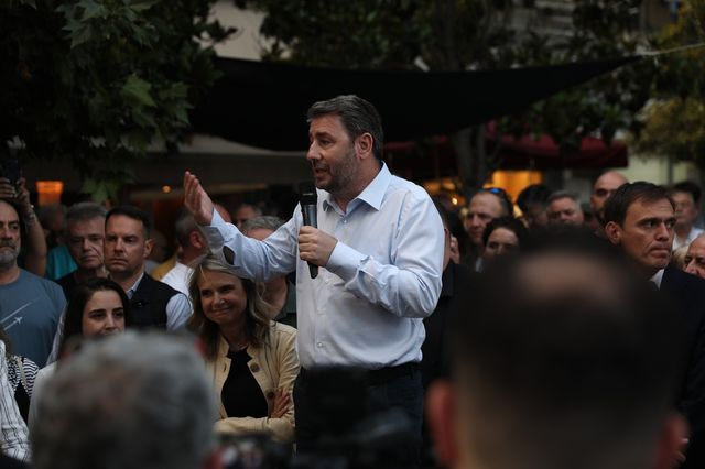 Ανδρουλάκης: “Είναι αρκετά δώδεκα χρόνια πισωγυρίσματος – Μαζί θα πάμε την Ελλάδα μπροστά”