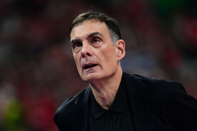 Η ΕΛ.Α.Σ, το ΠΑΣΟΚ και οι… αρχές του Μπαρτζώκα