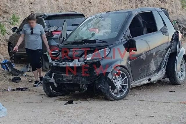 Τροχαίο ατύχημα στο Ηράκλειο – Smart έπεσε σε σταθμευμένα Ι.Χ