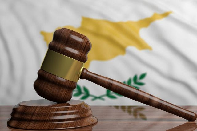 Κύπρος: Παραιτούνται από τη διερεύνηση της υπόθεσης “Κράτος Μαφία” Γενικός και Βοηθός Εισαγγελέας
