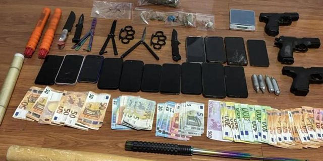 Δύο συμμορίες ανηλίκων διακινούσαν ναρκωτικά σε μαθητές στα Βόρεια Προάστια