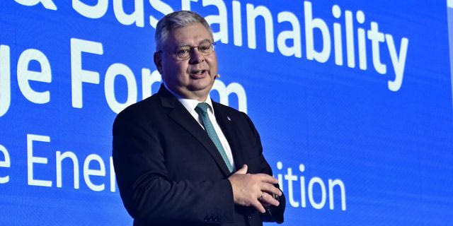 Οι άξονες ανάπτυξης της HELLENiQ ENERGY με ορίζοντα το 2030