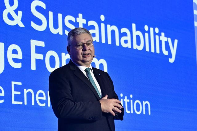 Οι άξονες ανάπτυξης της HELLENiQ ENERGY με ορίζοντα το 2030