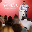 Κ.Ε ΣΥΡΙΖΑ: “Περνάει” η εισήγηση Φάμελλου για “συντροφική σχέση” με την ΕΛ.ΑΣ