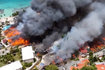 Φωτιά σε ξενοδοχείο στον Άγιο Δομίνικο – Νεκρή τουρίστρια και εκκένωση 1.700 ατόμων