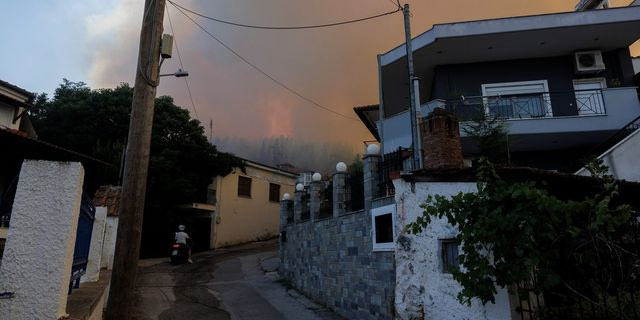Πολιτική Προστασία: Κρίσιμος παράγοντας τα καθαρά οικόπεδα σε πυρκαγιές κοντά σε οικισμούς