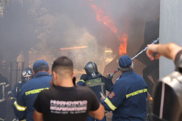 Φωτιά στον Άβαντα Αλεξανδρούπολης – Στη μάχη και εναέρια μέσα
