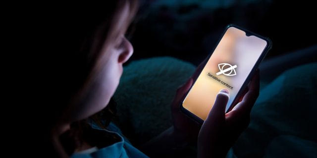 Social Media κάτω των 15: Τι αλλάζει από το 2027