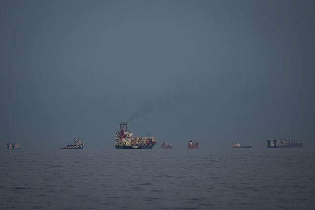 Πλοία στα Στενά του Ορμούζ