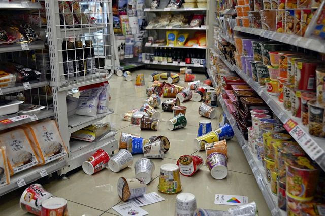 Ισχυρός σεισμός 7,2 Ρίχτερ ανοιχτά της Ιαπωνίας