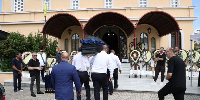 Τάκης Γκώνιας: Θλίψη στο τελευταίο αντίο στον παλαίμαχο ποδοσφαιριστή