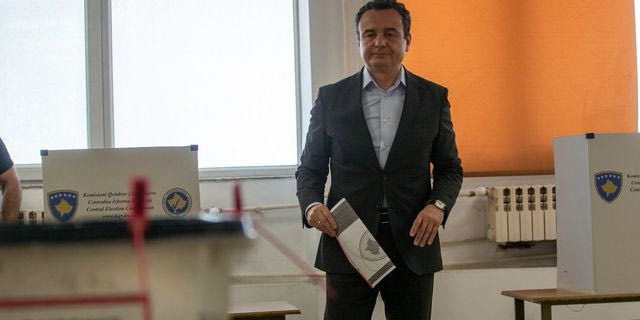 Κόσοβο: Νίκη χωρίς αυτοδυναμία για το κόμμα του Αλμπιν Κούρτι, δείχνουν τα exit poll