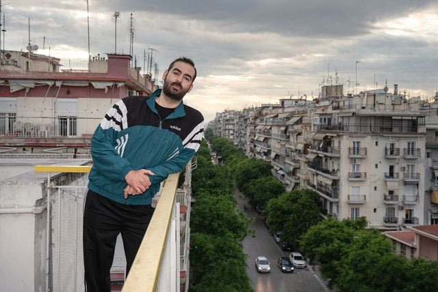 Το πρόβλημα του Γιώργου Κωστογιώργη είναι ότι βάζει την ομορφιά πάνω απ’ όλα