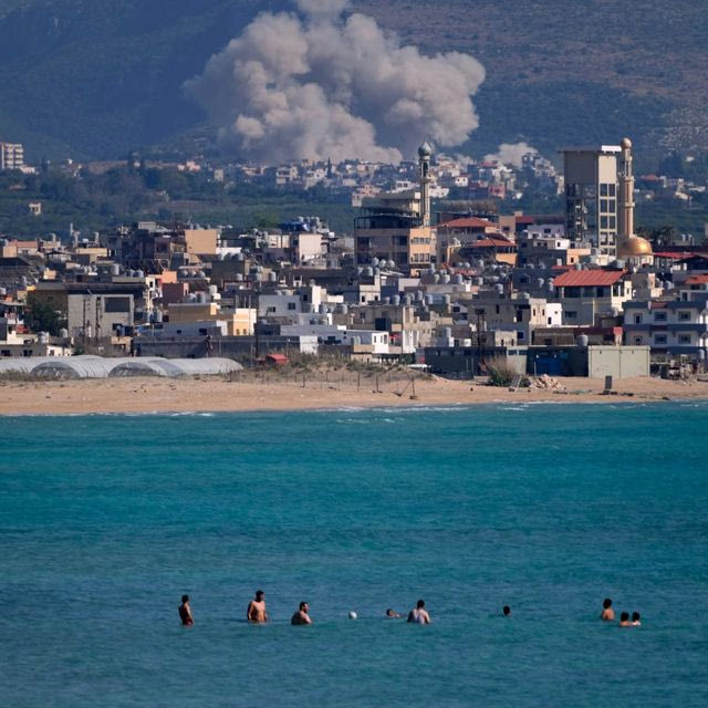 Ισραηλινοί βομβαρδισμοί κοντά στην Τύρο, στις 2 Ιουνίου