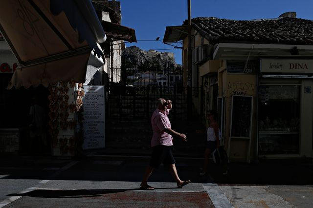 Γιατί αισθάνονται οικονομικά αδικημένοι οι Έλληνες
