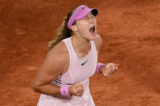 Η 19χρονη Αντρέεβα έγραψε ιστορία στο Roland Garros: Κατέκτησε το πρώτο Grand Slam της καριέρας της