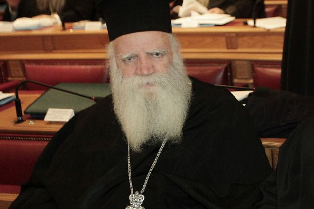 Μητροπολίτης Κυθήρων: Δωρίζει μέρος της αύξησης του μισθού για στέγαση γιατρών και εκπαιδευτικών