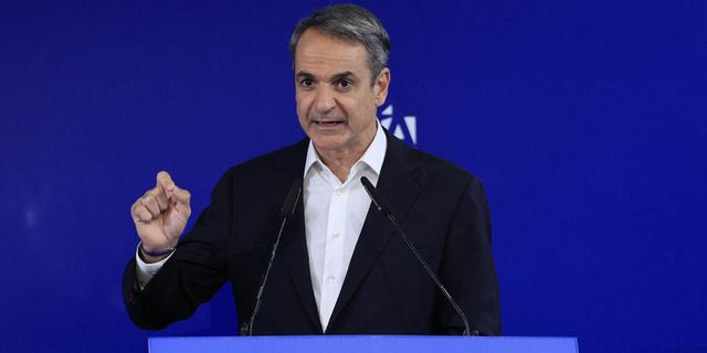 Μητσοτάκης για Σαμαρά: Κάποιοι πνίγονται μόνοι τους στα “ήρεμα νερά”