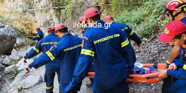 Λευκάδα: Σε σοβαρή κατάσταση 50χρονη – Βράχος έπεσε στο κεφάλι της
