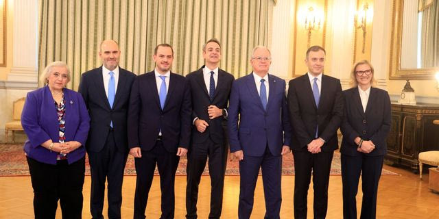 ΟΡΚΩΜΟΣΙΑ ΤΩΝ ΝΕΩΝ ΜΕΛΩΝ ΤΗΣ ΚΥΒΕΡΝΗΣΗΣ