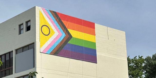 Βανδάλισαν τη σημαία του Pride στο ΑΠΘ