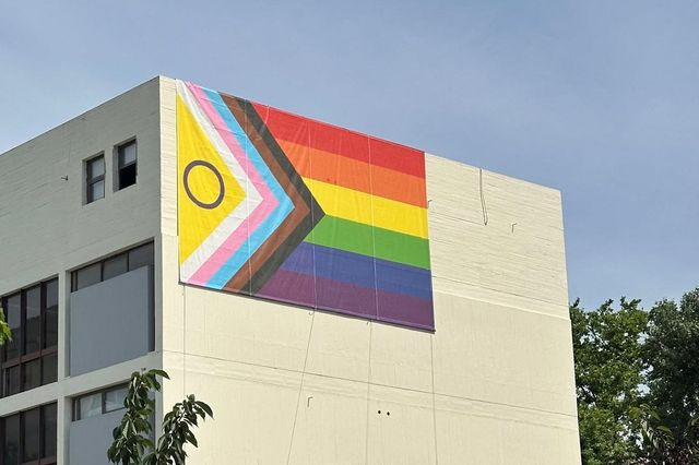 Βανδάλισαν τη σημαία του Pride στο ΑΠΘ