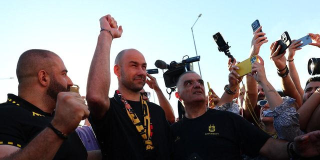 Άρης Betsson: Παράνοια για τον Σπανούλη, “πνίγηκε” μέσα στο τρελαμένο πλήθος των οπαδών
