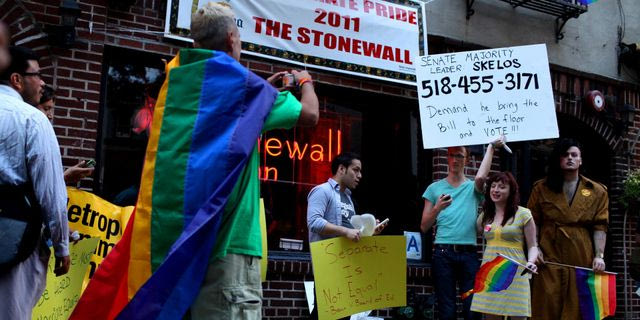 Stonewall Inn - Η γέννηση του ΛΟΑΤΚΙ+ κινήματος ήλθε με βία και αίμα
