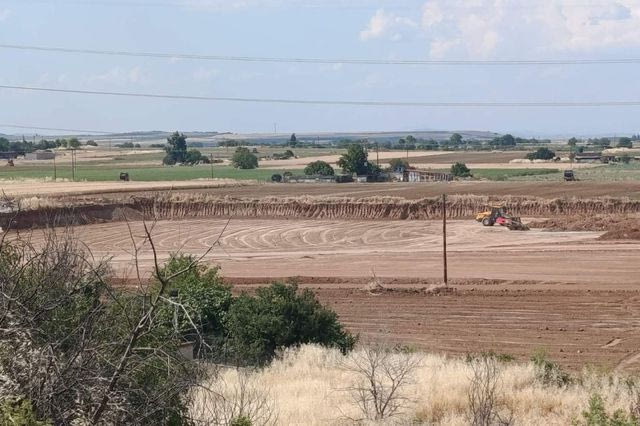 Θεσσαλονίκη: Πέταξαν 56 φορτία με μπάζα χωρίς άδεια – Δικογραφία σε βάρος 10 ατόμων