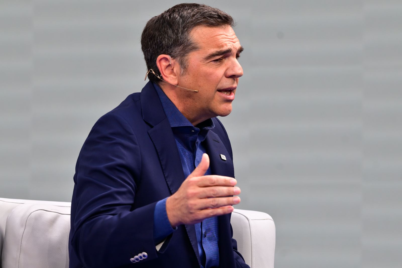 Ο Τσίπρας και η σύγκρουση με τα “καρτέλ”