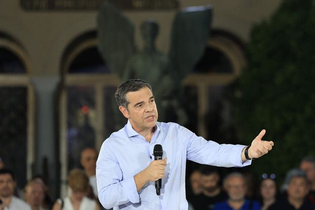 Τσίπρας: Σε 24 ώρες γίναμε αξιωματική αντιπολίτευση. Σε μερικούς μήνες θα γίνουμε κυβέρνηση