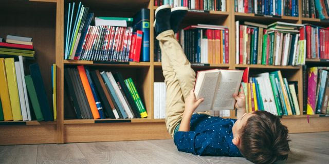Γιατί Media Labs και όχι Book Clubs;