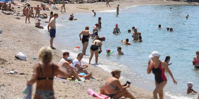 Καιρός: “Ποδαρικό” με υψηλές θερμοκρασίες ο Ιούλιος – Η πρόγνωση Κολυδά