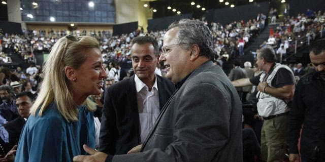 Τηλεφωνική επικοινωνία της Ρένας Δούρου με τον Νίκο Κοτζιά