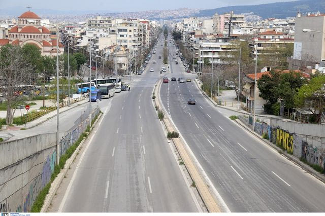 Θεσσαλονίκη: Οδηγούσε μεθυσμένος αντίθετα στον Περιφερειακό και συγκρούστηκε με ταξί