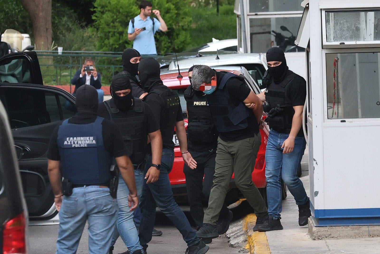 Marfin: Βαριές κατηγορίες για τους δυο συλληφθέντες - Το χρονικό και η τρίτη εμπλεκόμενη