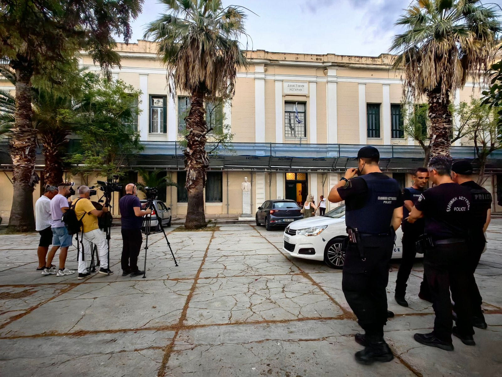 Οργή για τον θάνατο του 20χρονου από πυρά αστυνομικών στο Άργος